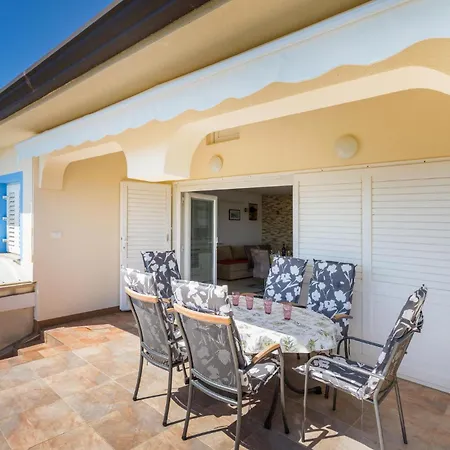 Holiday home Gorgeous In With House Sea View Vodnjan