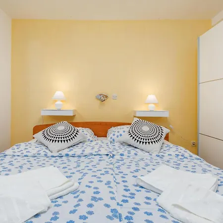 Gorgeous In With House Sea View Holiday home *