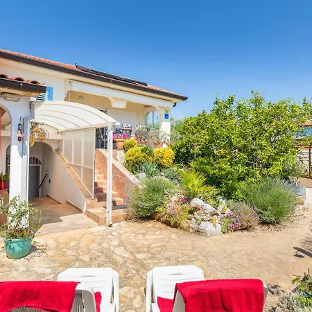 Holiday home Gorgeous In With House Sea View Vodnjan