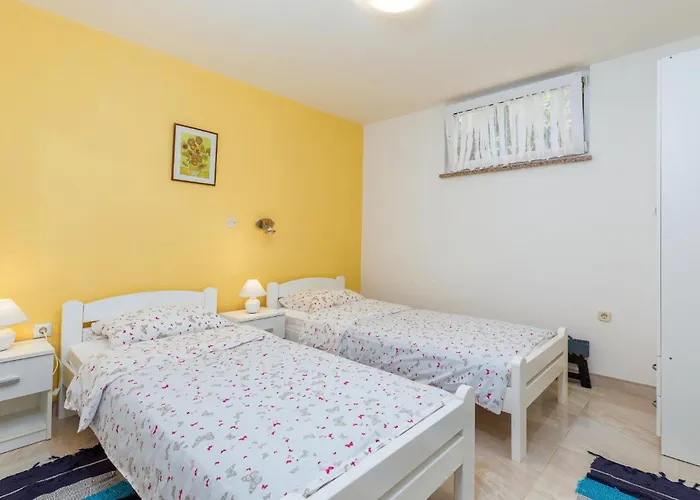 Four-bedroom In Vodnjan